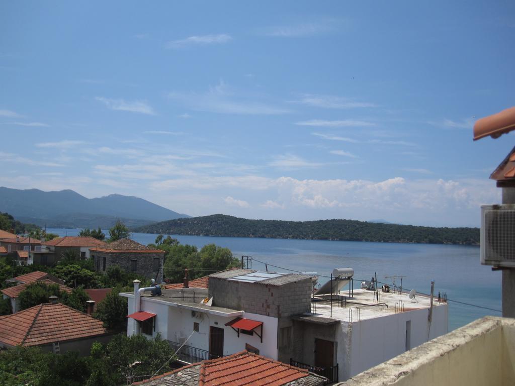 Appartement Gorgona à Milína Extérieur photo