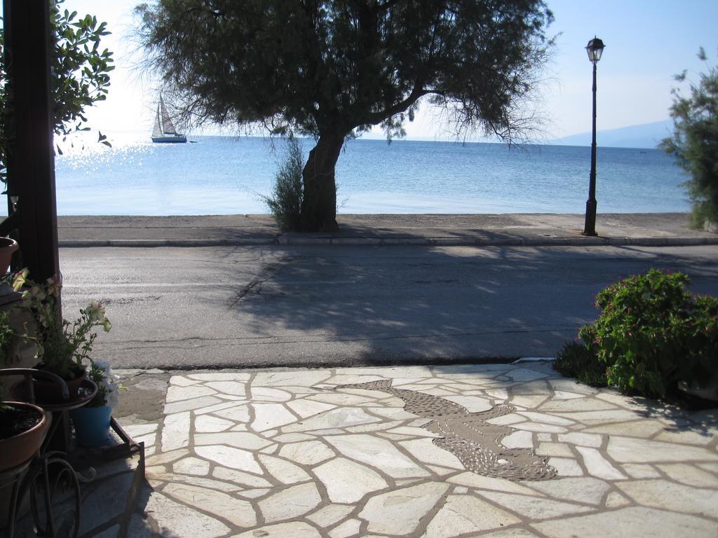 Appartement Gorgona à Milína Extérieur photo