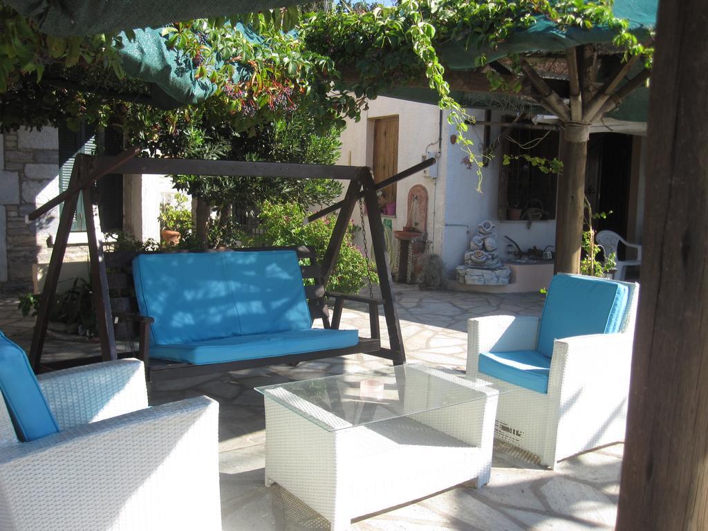 Appartement Gorgona à Milína Extérieur photo