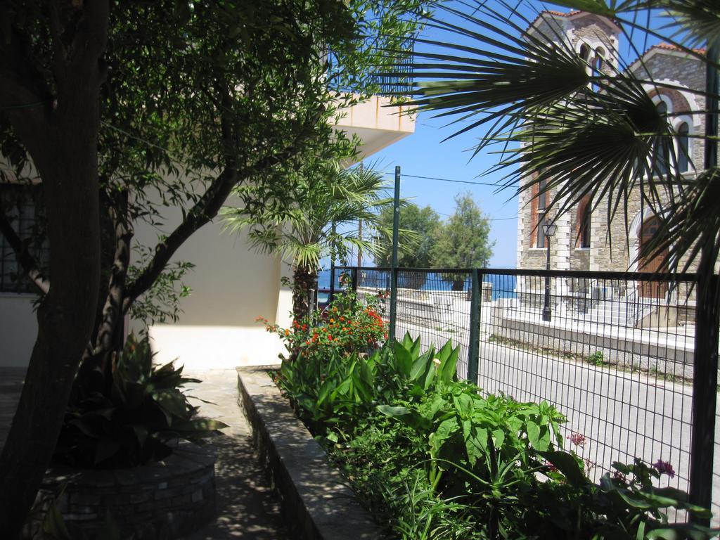 Appartement Gorgona à Milína Extérieur photo