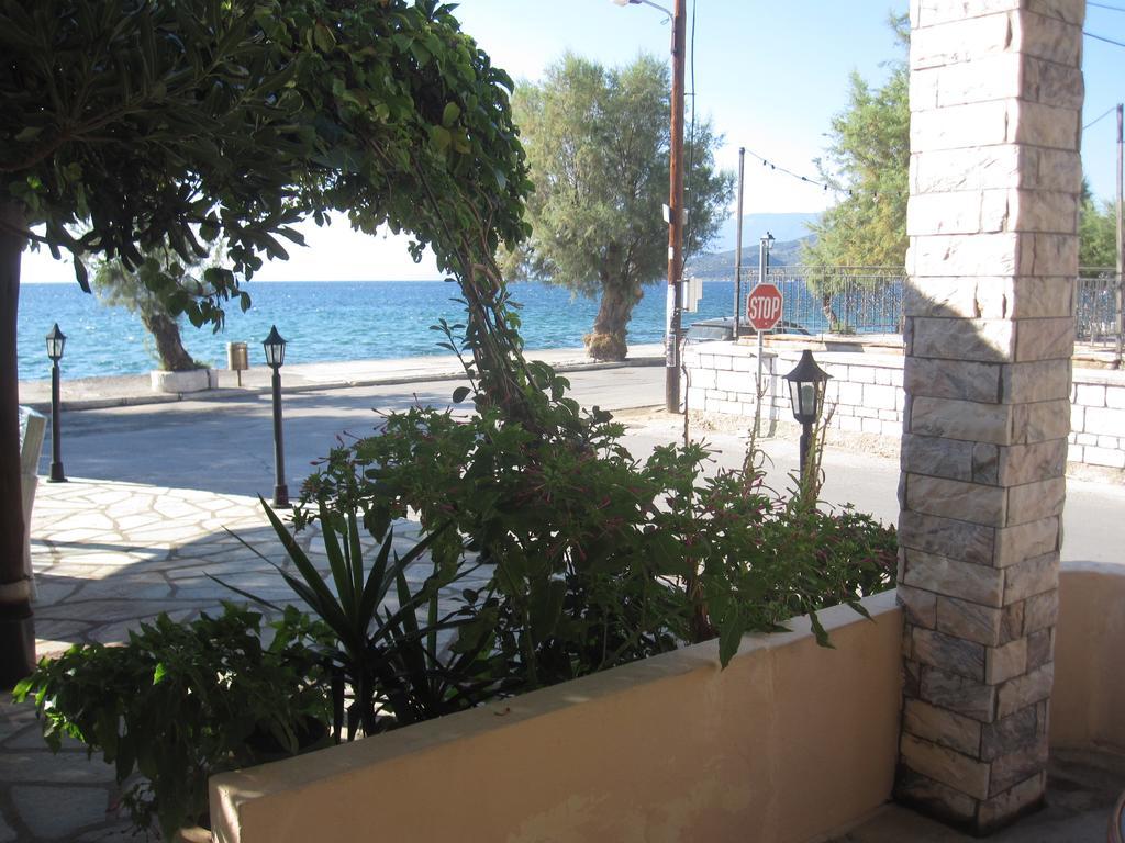 Appartement Gorgona à Milína Extérieur photo